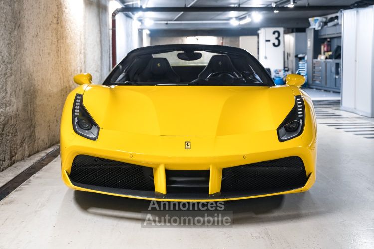 Ferrari 488 Spider Finition Atelier V8 3.9 670 - <small>A partir de </small>2.320 EUR <small>/ mois</small> - #3