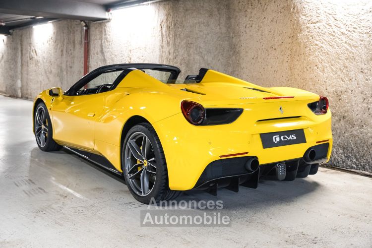 Ferrari 488 Spider Finition Atelier V8 3.9 670 - <small>A partir de </small>2.320 EUR <small>/ mois</small> - #20