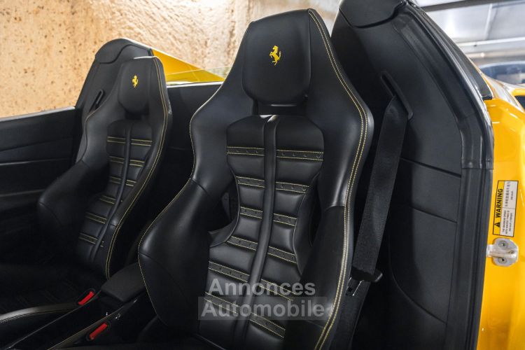 Ferrari 488 Spider Finition Atelier V8 3.9 670 - <small>A partir de </small>2.320 EUR <small>/ mois</small> - #32