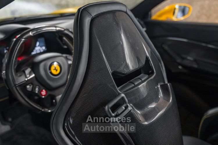 Ferrari 488 Spider Finition Atelier V8 3.9 670 - <small>A partir de </small>2.320 EUR <small>/ mois</small> - #47