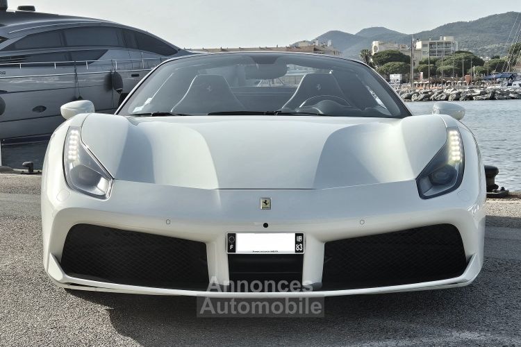 Ferrari 488 Spider MAGNIFIQUE FERRARI 488 SPIDER 3.9 T V8 670ch PLUS DE 70Ke D'OPTIONS JBL LIFT CARBONE INT + EXT ECHAP. FULL IPE LED DISPLAY CAMERA AVANT ET ARRIERE RAC - <small></small> 249.990 € <small>TTC</small> - #2