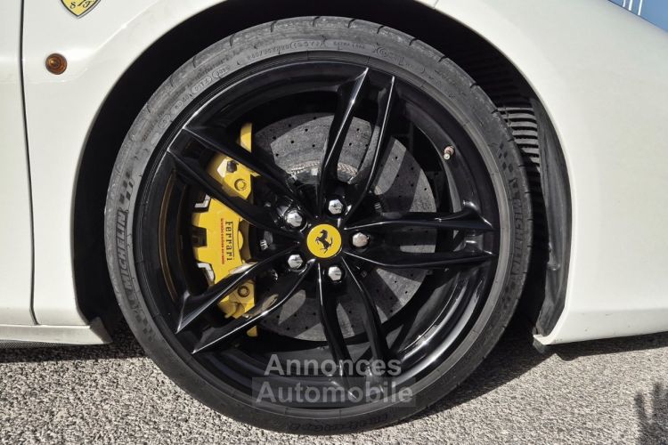 Ferrari 488 Spider MAGNIFIQUE FERRARI 488 SPIDER 3.9 T V8 670ch PLUS DE 70Ke D'OPTIONS JBL LIFT CARBONE INT + EXT ECHAP. FULL IPE LED DISPLAY CAMERA AVANT ET ARRIERE RAC - <small></small> 249.990 € <small>TTC</small> - #12