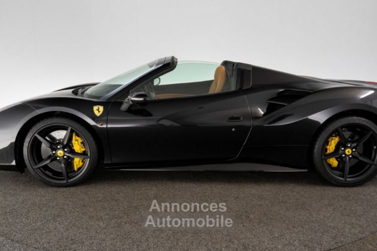 Ferrari 488 Spider Passenger display - <small></small> 270.000 € <small>TTC</small> - #5