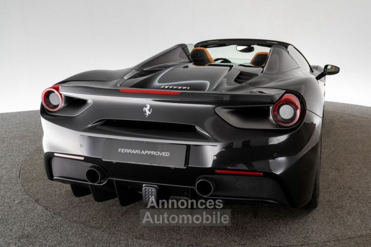 Ferrari 488 Spider Passenger display - <small></small> 270.000 € <small>TTC</small> - #7