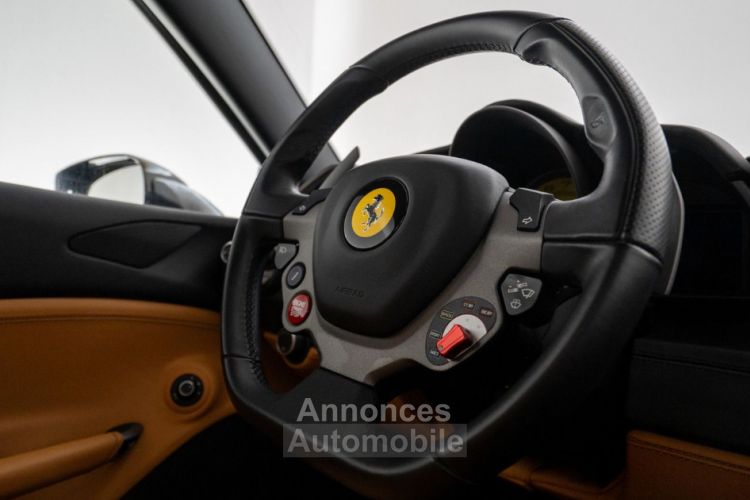 Ferrari 488 Spider Passenger display - <small></small> 270.000 € <small>TTC</small> - #13