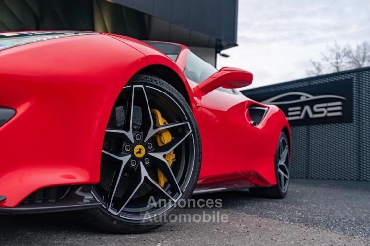 Ferrari 488 Spider pista 3.9 720 leasing 3190e-mois - <small></small> 639.900 € <small>TTC</small> - #3