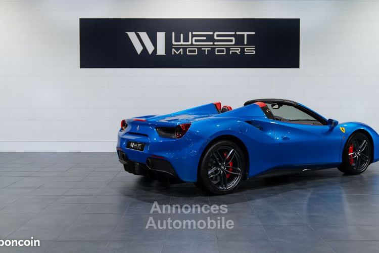 Ferrari 488 Spider V8 3.9 670 – Immat France 108K Options Configuration Atelier Carbone Lift Display Carplay JBL 1703EMOIS - <small></small> 239.900 € <small>TTC</small> - #4