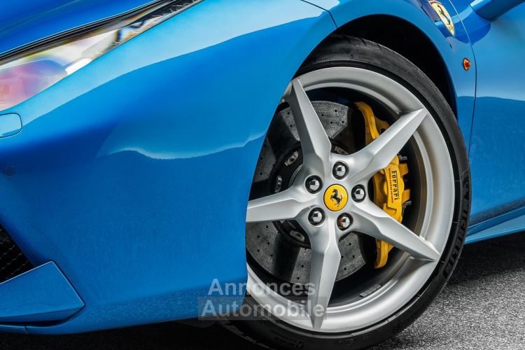 Ferrari 488 Spider V8 3.9 670 ch  Carbon Céramic * 1èreM * JBL * entretien Ferrari de 7 ans jusqu'au 04/20256 ° Garantie Ferrari Approved 21 mois Reconductible - <small></small> 265.990 € <small></small> - #8