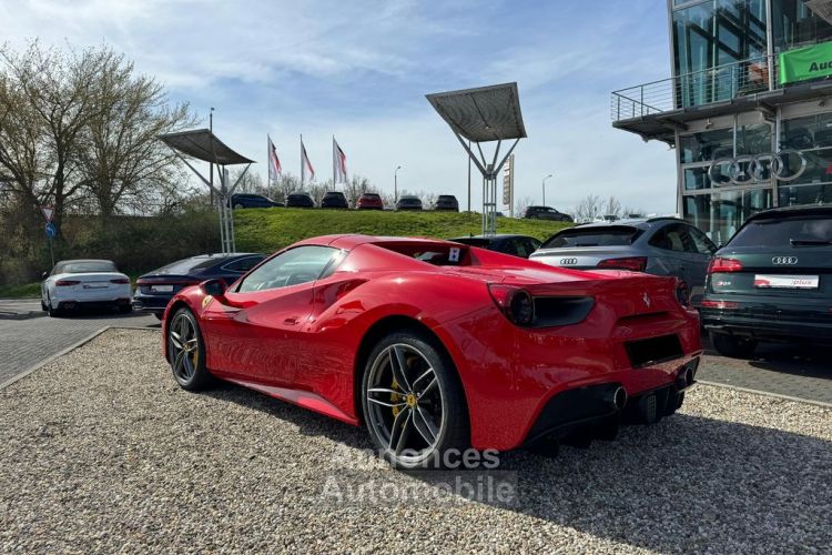 Ferrari 488 Spider V8 3.9 670 ch  Carbon Céramic * LIFT * entretien Ferrari de 7 ans jusqu'au 04/2026 ° Garantie Ferrari Approved 24 mois Reconductible - <small></small> 265.490 € <small>TTC</small> - #19