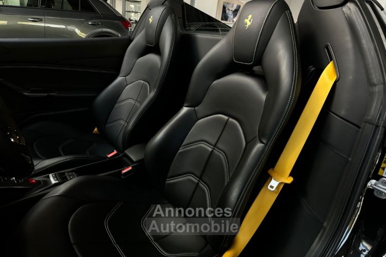 Ferrari 488 Spider V8 3.9 670 ch  Carbon Céramic * LIFT * entretien Ferrari de 7 ans jusqu'au 05/2025 ° Garantie Ferrari Approved 10 mois Reconductible - <small></small> 285.990 € <small>TTC</small> - #18