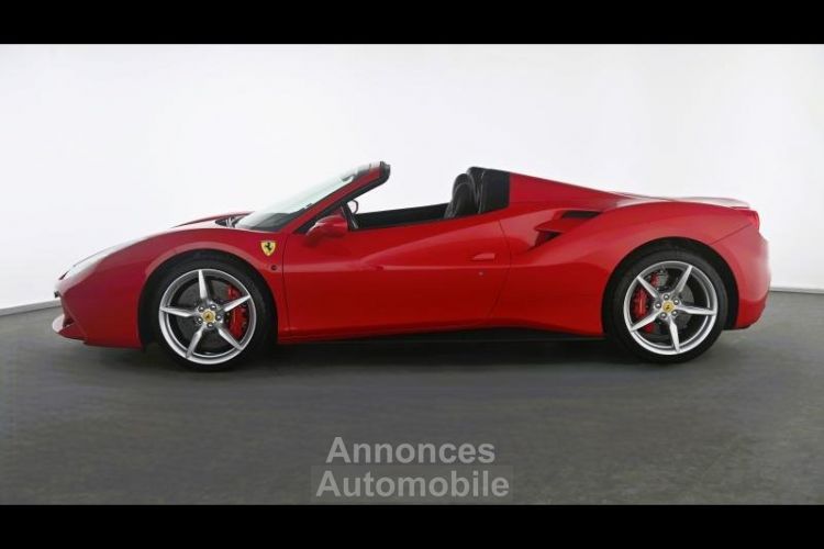 Ferrari 488 Spider V8 3.9 T 670ch - <small></small> 265.000 € <small>TTC</small> - #5