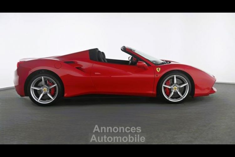 Ferrari 488 Spider V8 3.9 T 670ch - <small></small> 265.000 € <small>TTC</small> - #6