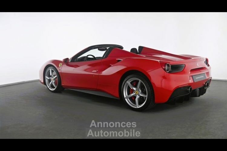 Ferrari 488 Spider V8 3.9 T 670ch - <small></small> 265.000 € <small>TTC</small> - #13