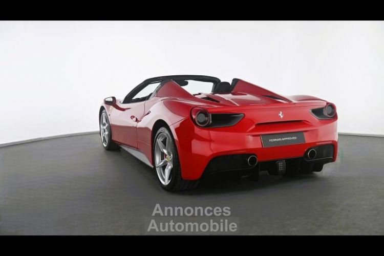 Ferrari 488 Spider V8 3.9 T 670ch - <small></small> 265.000 € <small>TTC</small> - #14