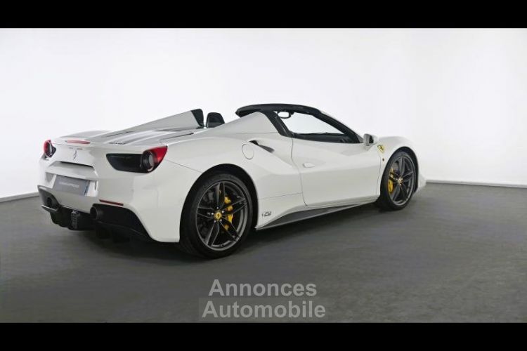 Ferrari 488 Spider V8 3.9 T 670ch - <small></small> 259.900 € <small>TTC</small> - #2