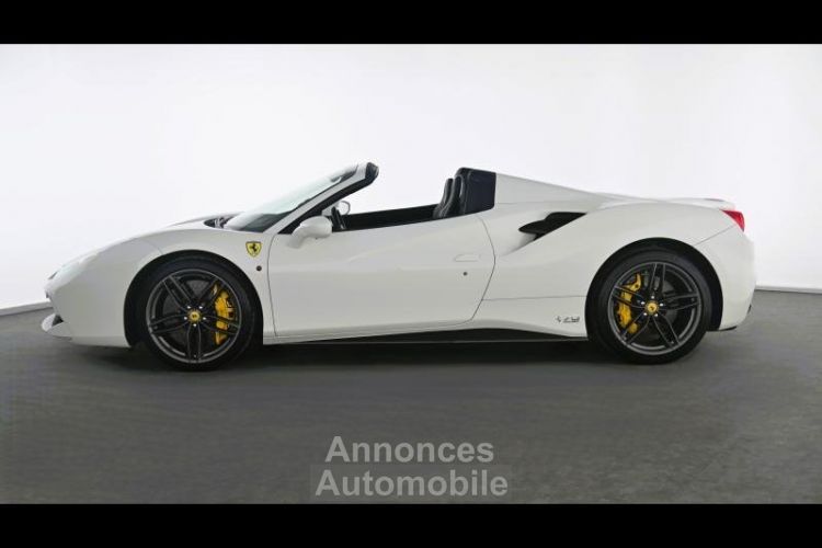 Ferrari 488 Spider V8 3.9 T 670ch - <small></small> 259.900 € <small>TTC</small> - #3