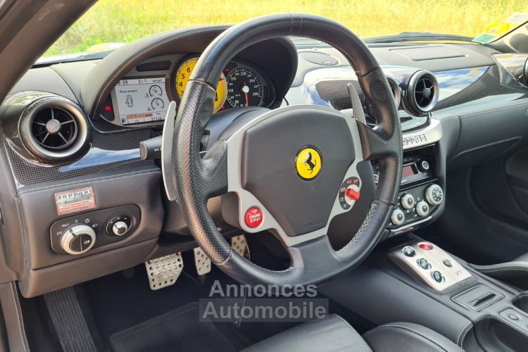 Ferrari 599 GTB Fiorano FERRARI 599 GTB FIORANO V12 6.0 620 ECHAPP HGTE - <small></small> 144.700 € <small>TTC</small> - #33