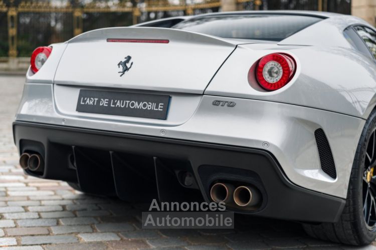 Ferrari 599 GTO *Argento Nürburgring* - <small></small> 875.000 € <small>TTC</small> - #49