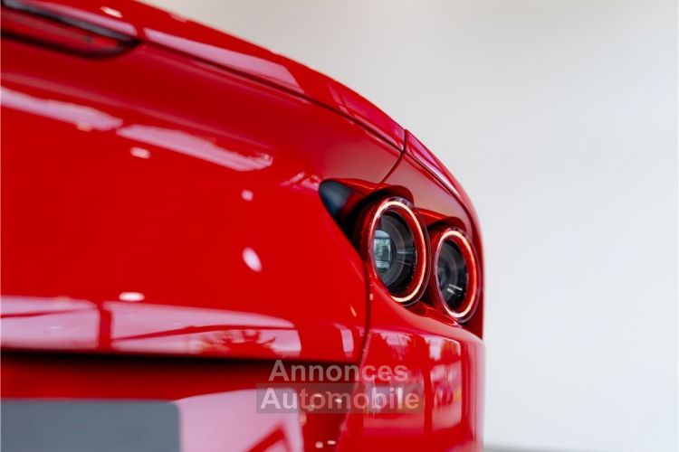 Ferrari 812 Superfast Cabriolet 6.5 V12 800CH - <small></small> 499.900 € <small>TTC</small> - #12