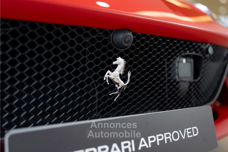 Ferrari 812 Superfast Cabriolet 6.5 V12 800CH - <small></small> 499.900 € <small>TTC</small> - #17