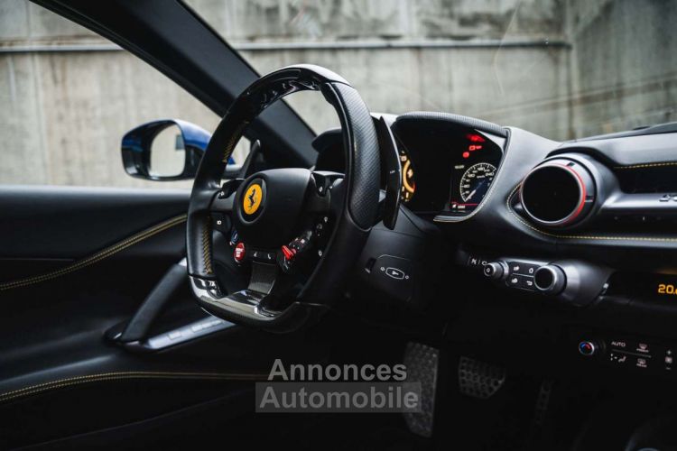 Ferrari 812 Superfast Carbon Alcantara Belgian - <small></small> 299.900 € <small>TTC</small> - #23