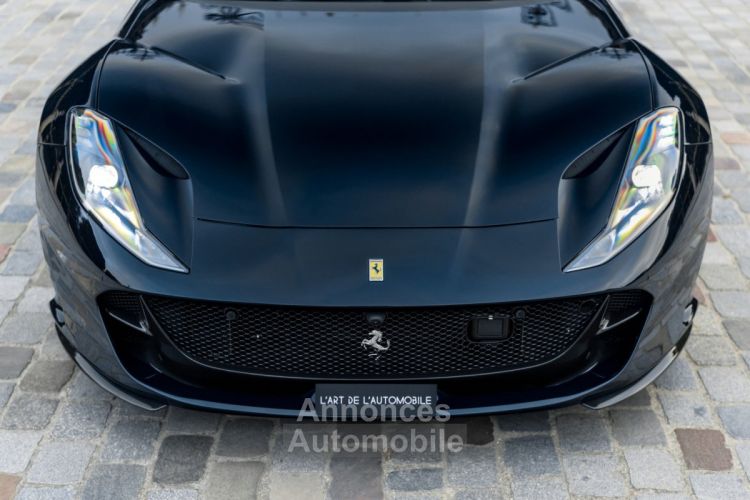 Ferrari 812 Superfast GTS *Blu Ultrascuro* - <small></small> 489.000 € <small>TTC</small> - #43