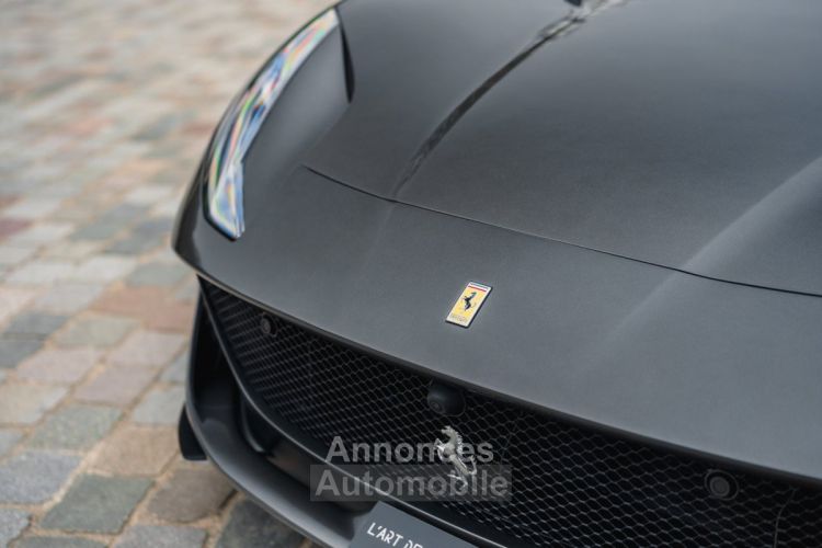 Ferrari 812 Superfast GTS *Canna di Fucile* - <small></small> 539.900 € <small>TTC</small> - #38