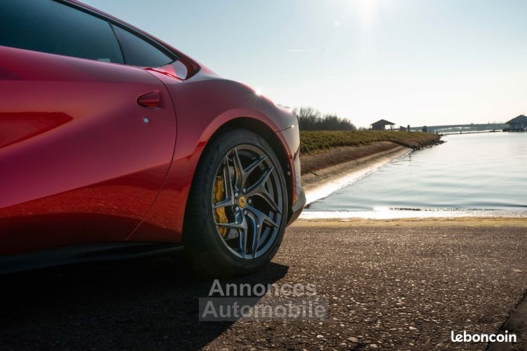 Ferrari 812 Superfast Rosso Magma Options en carbone Entretien exclusivement - <small></small> 374.900 € <small>TTC</small> - #5