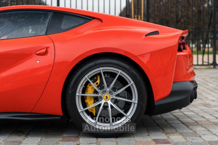 Ferrari 812 Superfast *Rare Spec* - <small></small> 334.900 € <small>TTC</small> - #45