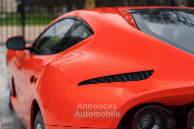 Ferrari 812 Superfast *Rosso Dino* - <small></small> 334.900 € <small>TTC</small> - #48