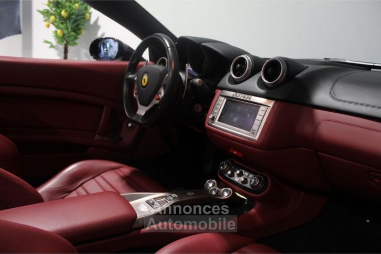 Ferrari California 4.3i - BVA  .  - SUIVI - GARANTIE - <small></small> 114.990 € <small>TTC</small> - #11