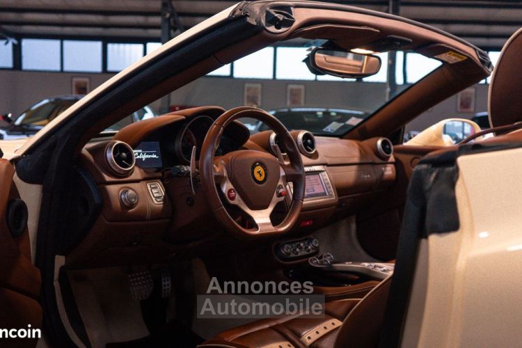 Ferrari California Carnet d'entretien Couleur Avorio - <small></small> 114.900 € <small>TTC</small> - #6