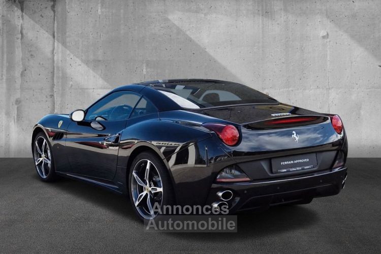 Ferrari California V8 4.3 L 460 Climatisation automatique bizone Pack sport  Sièges sport et chauffants Garantie FERRARI Approved 08/2024 Reconductible ! - <small></small> 132.990 € <small>TTC</small> - #8