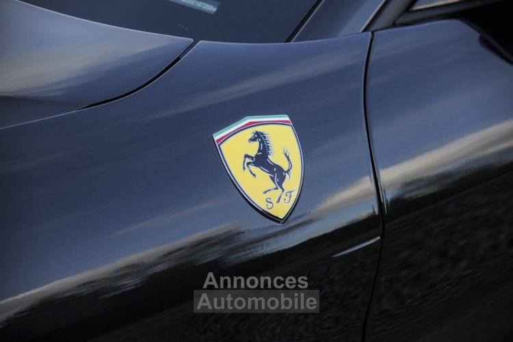 Ferrari F12 Berlinetta - New car - Only 2.930 km - <small></small> 315.000 € <small>TTC</small> - #13