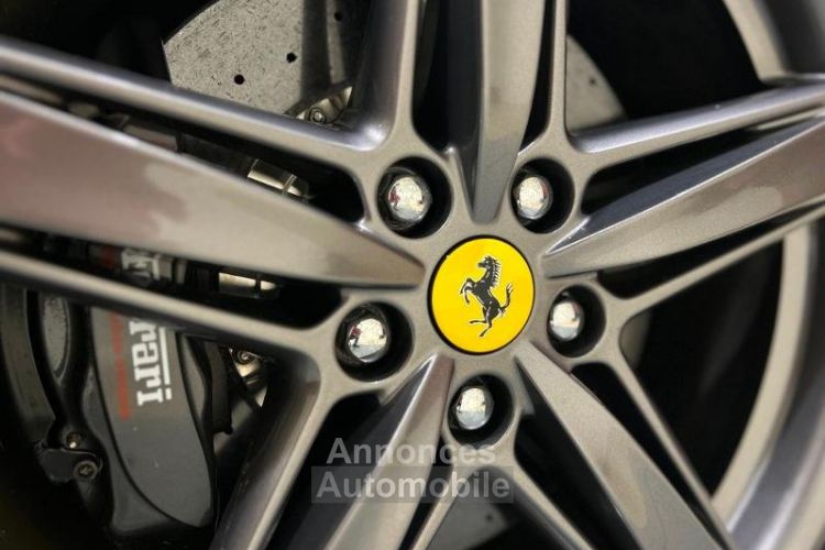 Ferrari F12 Berlinetta V12 6.3 740ch - <small></small> 264.900 € <small>TTC</small> - #19