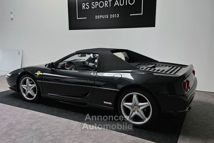 Ferrari F355 F355 SPIDER MANUAL - <small></small> 135.000 € <small>TTC</small> - #18