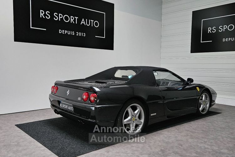 Ferrari F355 F355 SPIDER MANUAL - <small></small> 135.000 € <small>TTC</small> - #31