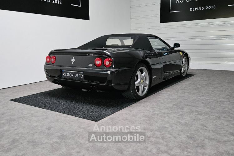 Ferrari F355 F355 SPIDER MANUAL - <small></small> 135.000 € <small>TTC</small> - #37