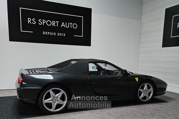 Ferrari F355 F355 SPIDER MANUAL - <small></small> 135.000 € <small>TTC</small> - #40