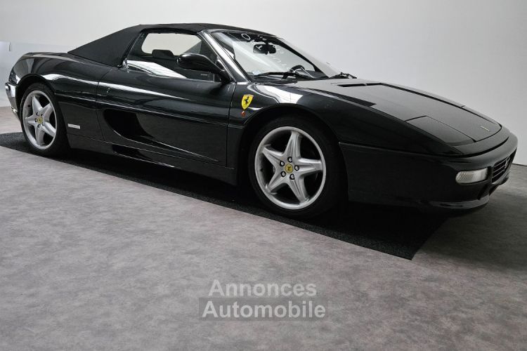 Ferrari F355 F355 SPIDER MANUAL - <small></small> 135.000 € <small>TTC</small> - #47