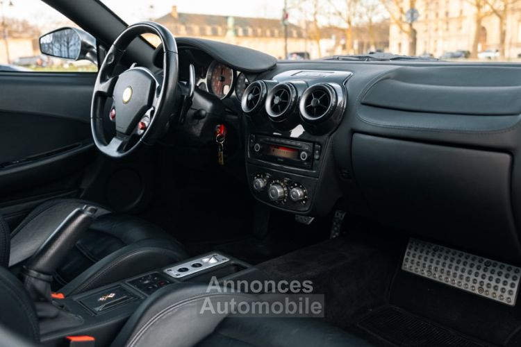 Ferrari F430 – Grigio Silverstone Pack Carbone Intérieur Complet Première Main Française - <small></small> 114.900 € <small></small> - #13