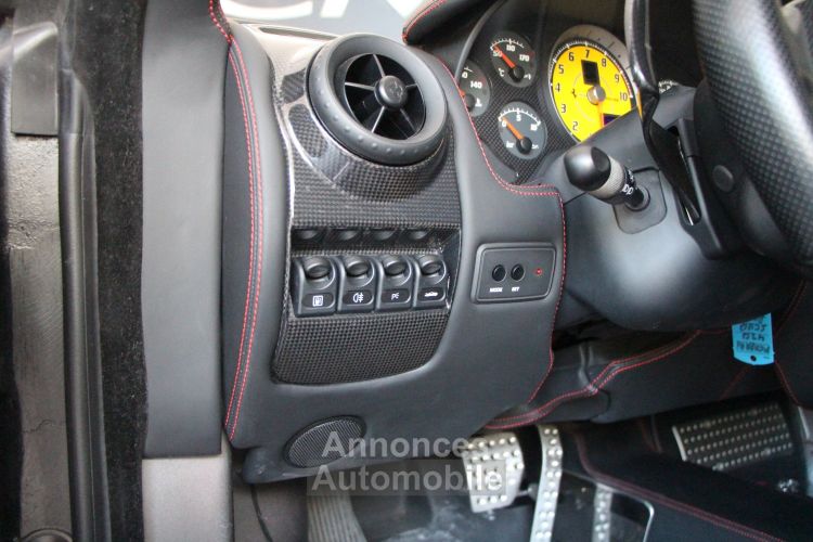 Ferrari F430 Scuderia - <small>A partir de </small>2.490 EUR <small>/ mois</small> - #16