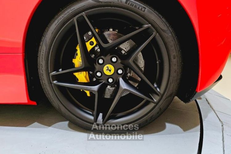 Ferrari F8 Tributo - <small></small> 349.900 € <small>TTC</small> - #19