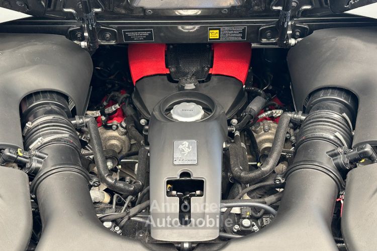 Ferrari F8 Tributo 3.9 720 - <small></small> 394.900 € <small>TTC</small> - #31