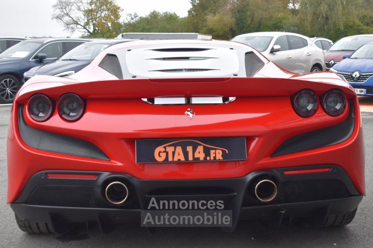 Ferrari F8 Tributo 3.9 720 - <small></small> 300.000 € <small>TTC</small> - #18