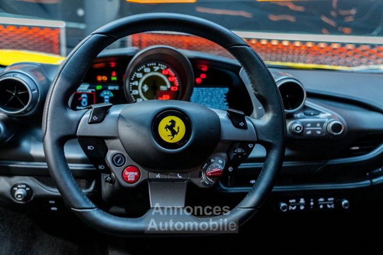 Ferrari F8 Tributo 3.9 720 DCT - <small></small> 319.900 € <small>TTC</small> - #26