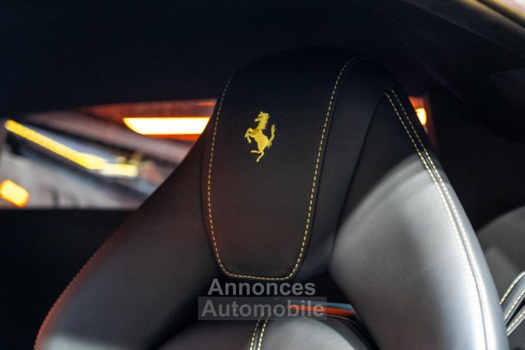 Ferrari F8 Tributo 3.9 720 DCT - <small></small> 339.900 € <small>TTC</small> - #32