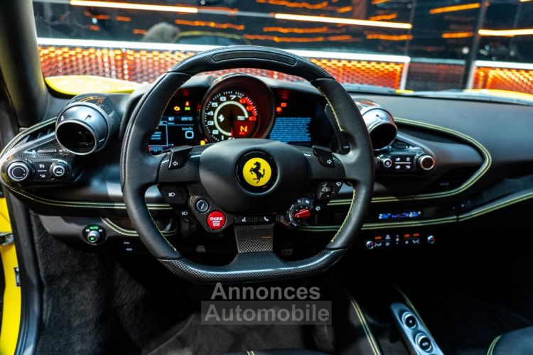 Ferrari F8 Tributo 3.9 720 DCT - <small></small> 339.900 € <small>TTC</small> - #34