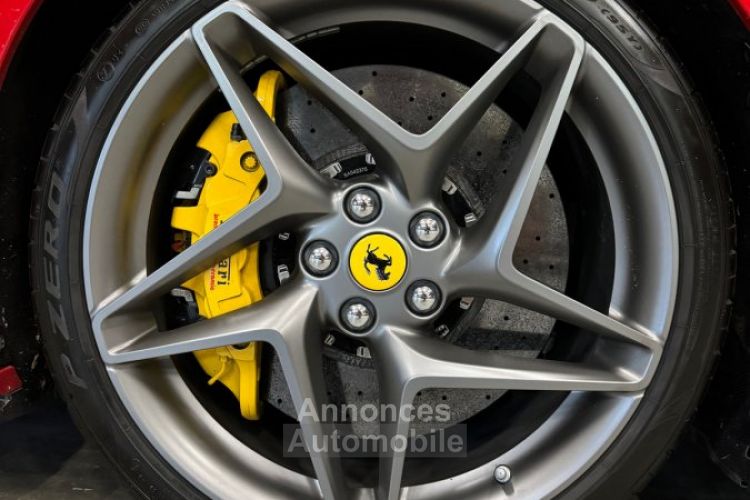 Ferrari F8 Tributo 3.9l V8 Bi-Turbo 720 ch ROSSO CORSA Française 1ère main 11/2020 - <small></small> 319.990 € <small>TTC</small> - #14