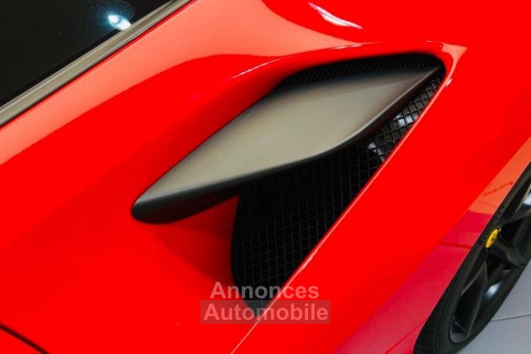 Ferrari F8 Tributo Base - <small></small> 299.000 € <small>TTC</small> - #16